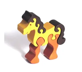 Fauna Holzpuzzle aus Massivholz, kleines braunes Pferd / ab 3 Jahren