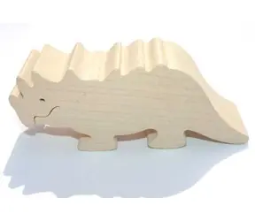 Fauna Holztier Triceratops / ab 3 Jahren