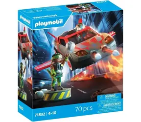 Playmobil PLAYMO-FRIENDS 71832 Held mit Multifunktionsfahrzeug / Anzahl der Teile: 70 / ab 4 Jahren