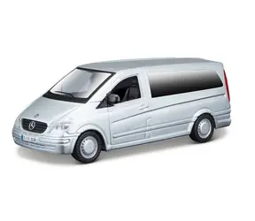 Bburago Mercedes-Benz Vito silber 1:32 / ab 3 Jahren