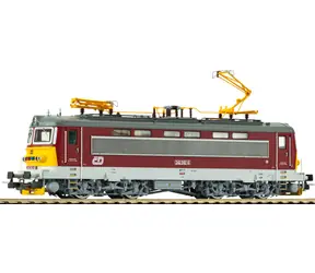 Ausgepackt - Piko 97414 Elektrolokomotive Rh 242 ČD V - Digi / Maßstab: H0 (1:87) / Länge: 189 mm / Radius: 358 mm / ausgepackt