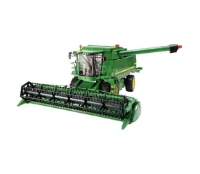 Bruder 02132 Mähdrescher John Deere T670i / 1:16 / 4+