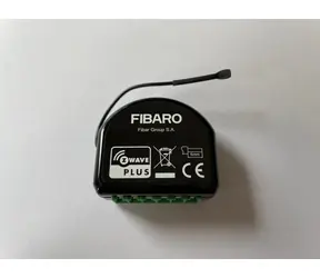 Fibaro Doppelschaltrelaismodul 2 (eingebaut) / 2x 1,5 kW / Z-Wave PLUS