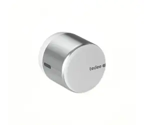 Tedee GO2 (silbernes Aluminium, weiß) + europäischer Adapter