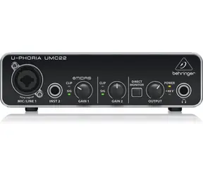 Behringer UMC22 / Externe Soundkarte / USB / XLR / 6,3 mm