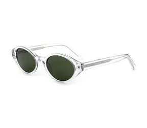 VeyRey Damen-Sonnenbrille im Cat-Eye-Stil aus Acetat mit polarisierten Gläsern, klarem Rahmen und schwarzen Gläsern.