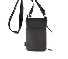 SKINARMA SLING BAG JUNO Umhängetasche schwarz