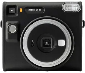 Fujifilm Instax SQUARE SQ 40 schwarz / Sofortbildkamera / Blitz / Papierformat 86 x 72 mm / ISO 800