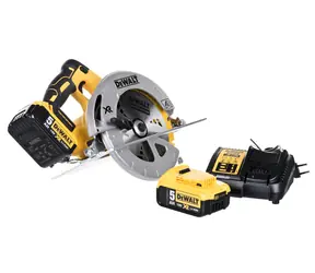 DeWalt DCS570P2 / Akku-Kreissäge / 18 V XR Li- ION / 184 mm Sägeblatt / 2x 5,0 Ah / Koffer