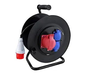 Solight Verlängerungskabel auf Trommel 3 Steckdosen 400V + 230V 25m / Gummikabel / 3x1,5mm2 / IP44