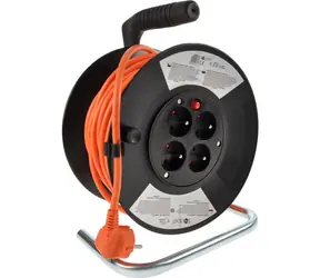 Solight PB03 Verlängerungskabel auf Trommel 4 Steckdosen 25m orangefarbenes Kabel / 3x 1,5mm2
