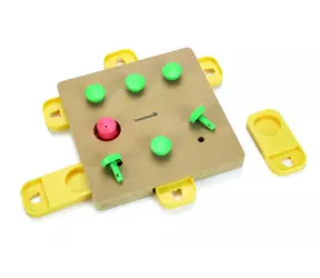 Beeztees ANUBI 32 cm / Interaktives Holzspielzeug 