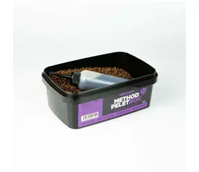 Mikbaits Method Pelletbox Spicy Plum 400g + Aktivator 120ml