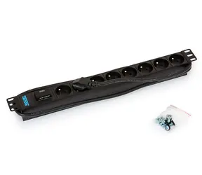 Triton 19" Verteilerfeld, 8xCZ Buchse, Blitzableiter, 3x1,5mm, 2m Kabel CZ-DE, RAL9005