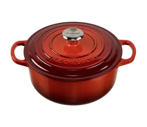 Le Creuset Signature Topf mit Deckel 20 cm rot