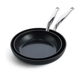 GreenPan Set aus 2 antihaftbeschichteten Keramikpfannen Barcelona Pro 24 cm + 28 cm schwarz