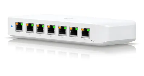 Ubiquiti UniFi Switch Ultra / Switch / 8× GbE RJ-45 / 7× PoE+ 802.3 AF/ at / PoE In