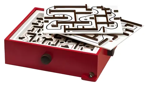 Brio Labyrinth rot / Labyrinthspiel / ab 6 Jahren / Holz