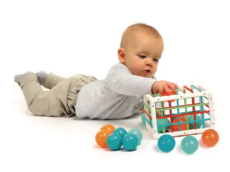 Ludi Ball Box / Sensorisches Spielzeug / ab 10 Monaten