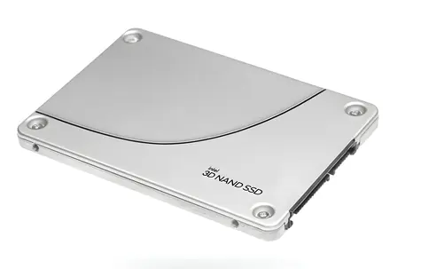 Solidigm D3-S4520 3,84 TB / SSD / 2,5" SATA III / TLC 3D NAND / 550/510 MB/s / 92K/31K IOPS / 15,3 PB