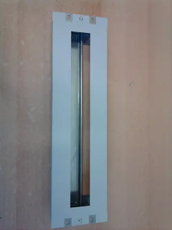 Triton RAC-JL-X01-A1 / Leitungsschutzschalterschiene / 19" / 3 HE / DIN / 23 Module / grau