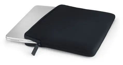 Pipetto Classic Fit Hülle schwarz / Schutzhülle / MacBook Neo 13 (A18 Pro)