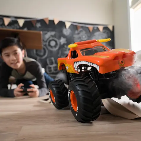 Spin Master RC-Auto Monster Jam El Toro Loco / Maßstab 1:15 / 2,4 GHz Fernsteuerung / ab 4 Jahren