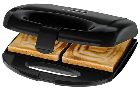Ausgepackt - Clatronic ST 3814 schwarz / Sandwichmaker / 820 W / 2 quadratische Sandwiches / ausgepackt