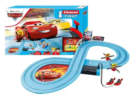Carrera 63037 FIRST CARS Friends Race / Autorennbahn / Streckenlänge 2,4 m / ab 3 Jahren