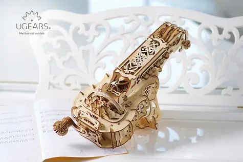 Ugears 3D mechanisches Holzpuzzle Drehleier / ab 14 Jahren / 292 Teile / Schwierigkeit: mittel