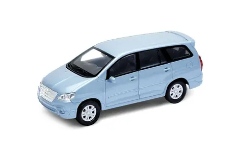 Welly Toyota Innova 1:34 hellblau