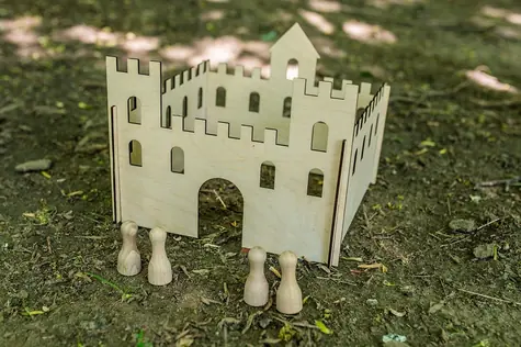 BeWooden Holzschloss Panáčeks Königreich