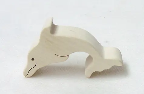 Fauna Holztier Delfin / ab 3 Jahren