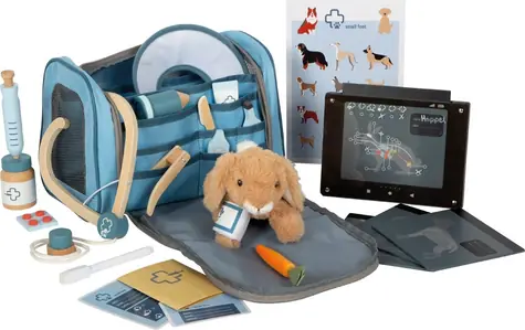 Plüschhase mit Small Foot und Tierarzt-Pflegeset