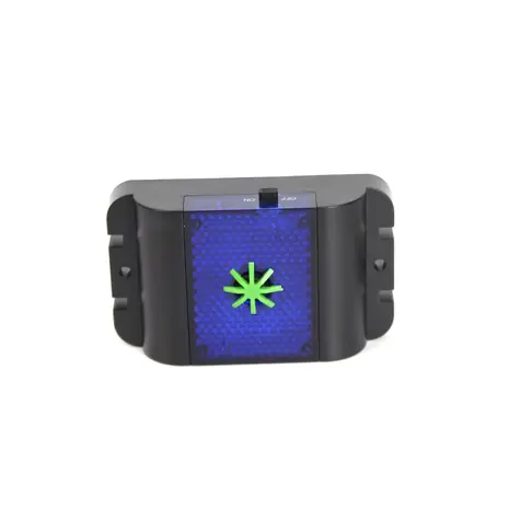 Isotronic M640 Nagetiervertreiber / 12-24 kHz / blaues Licht / Vibrationssensor / IP44 / batteriebetrieben