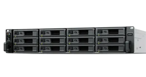 Synology SA3400D / Intel Xeon D-1541 / 8 GB DDR4 ECC / 12x HDD SAS-Steckplatz / 1x10 Gb LAN / 2x1 Gb LAN / 2U