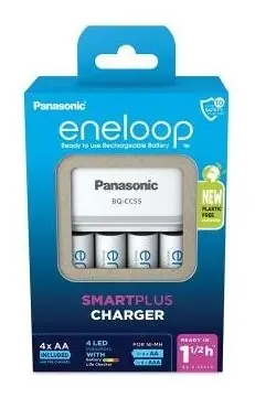 Panasonic K-KJ55MCD40E Eneloop SMART Charger + Eneloop 2000mAh 4 Stück / für Batterien 4X AA & 4X AAA