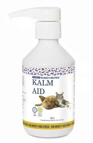 ProDen Kalm Aid 250 ml / hilft, Hunde und Katzen in Stresssituationen zu beruhigen